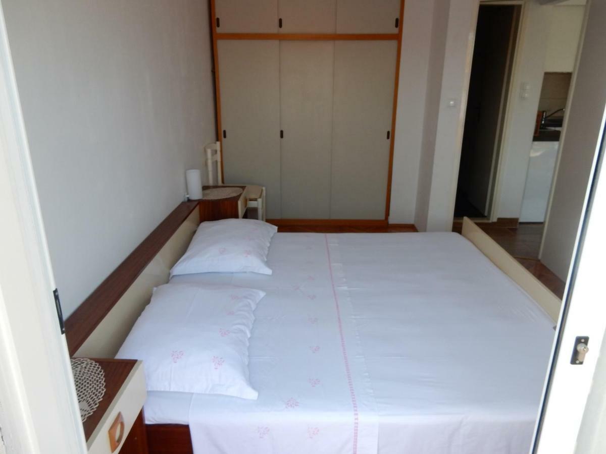 Apartments Indira Lovište Εξωτερικό φωτογραφία