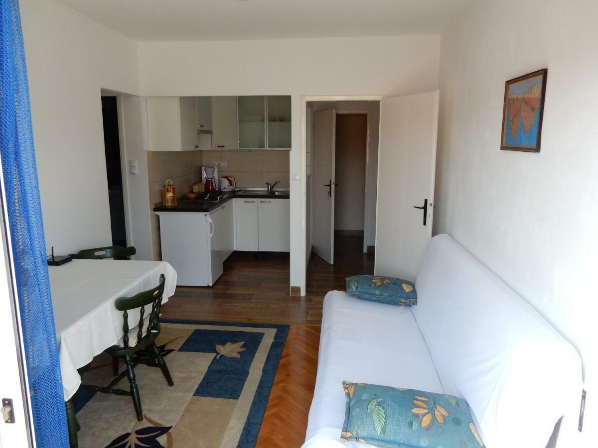 Apartments Indira Lovište Εξωτερικό φωτογραφία